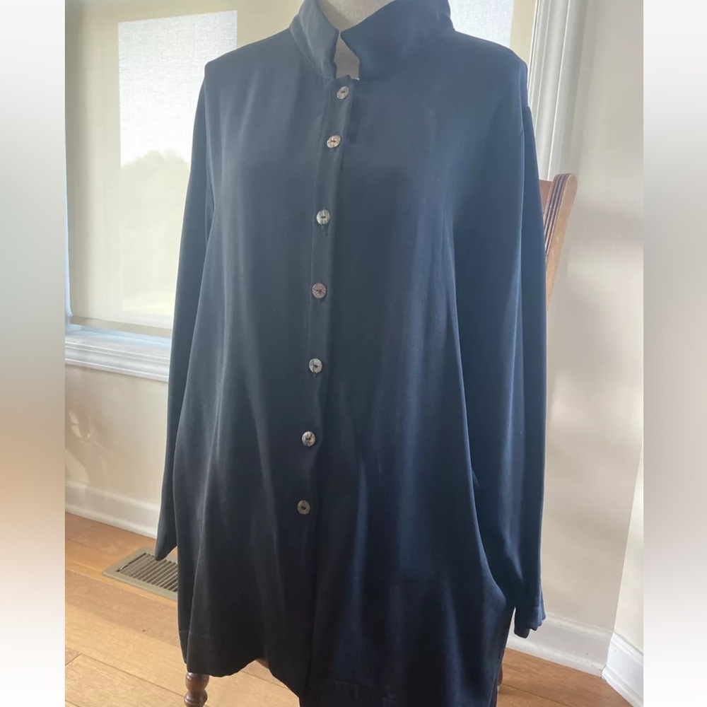 Women's Haldora Rhinebeck Black silk ORCHARD  Button Down Shirt Size O/S